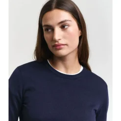 Fine Knit Crew Neck Dam