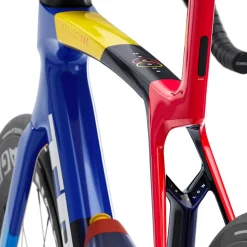 Madone SLR 7 AXS