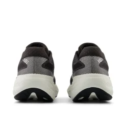 New Balance FreshFoam 880 v15 Dam