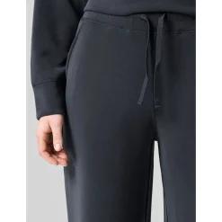 Peachy Straight Leg Jogger Dam
