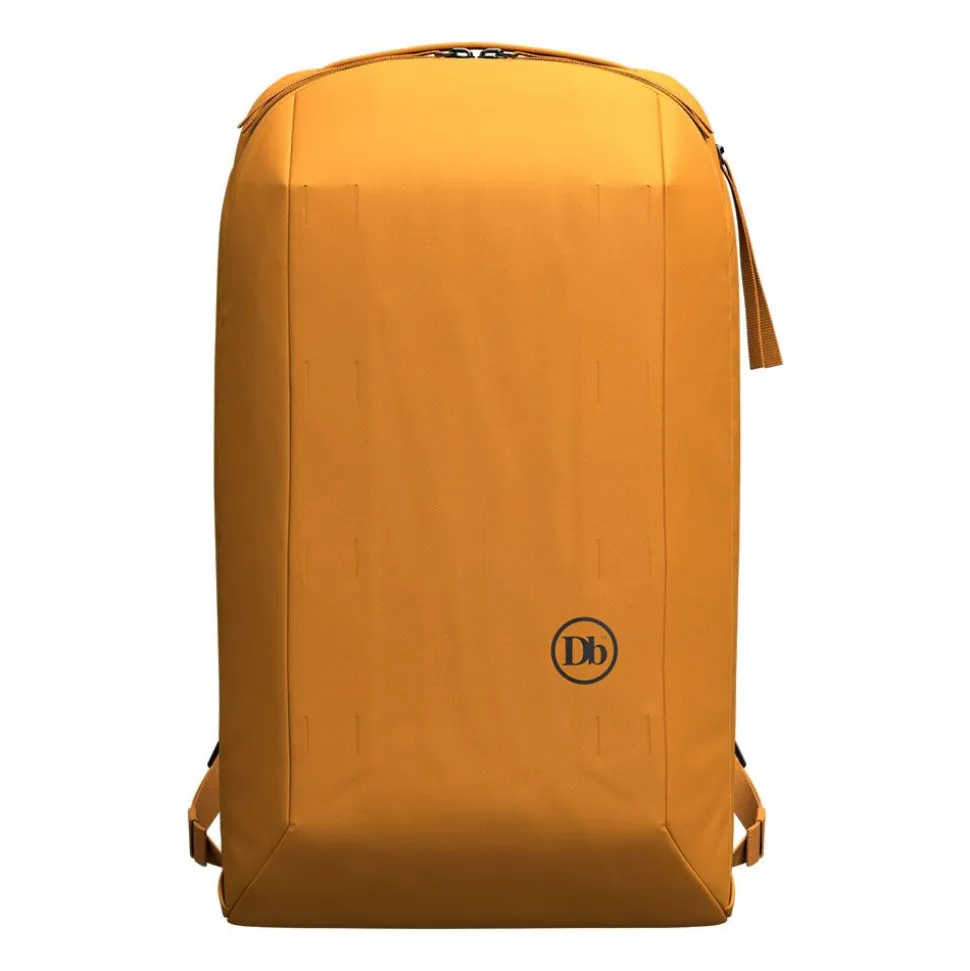 The Makeløs 16L Backpack